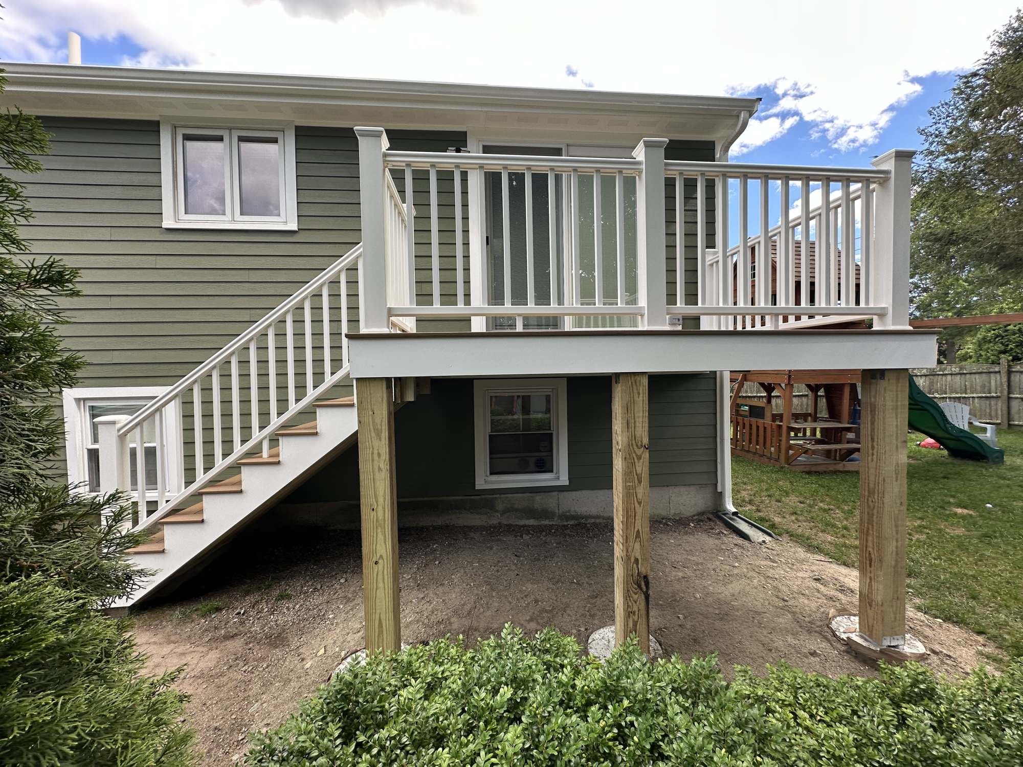 Small deck in Seekonk, MA